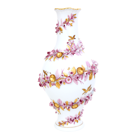 Váza, spirálisan virágokkal díszítve