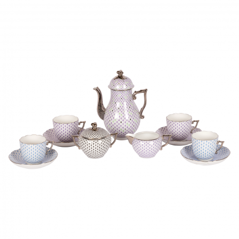 Coffee service for 4 persons decorated in VH-PT variations